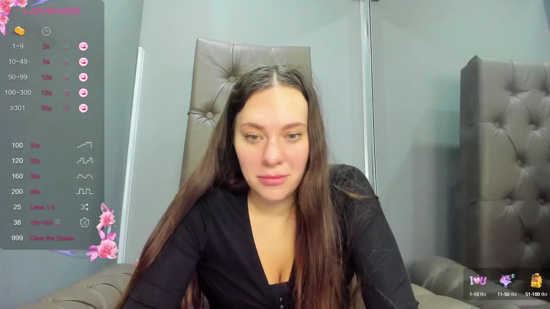 Gallery image thumbnail from Nicole_Kramm's myfreecams stream on, 12/13/2024, 12:27 image 7 of 20