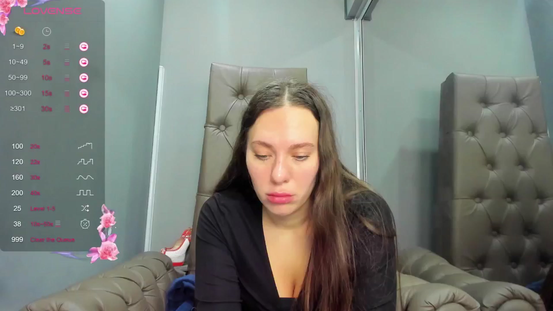 Gallery image thumbnail from Nicole_Kramm's myfreecams stream on, 12/13/2024, 12:27 image 1 of 20