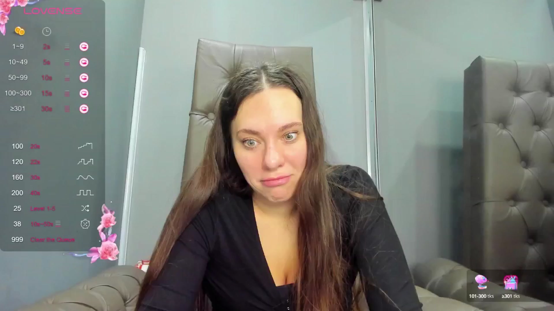 Gallery image thumbnail from Nicole_Kramm's myfreecams stream on, 12/13/2024, 12:27 image 6 of 20