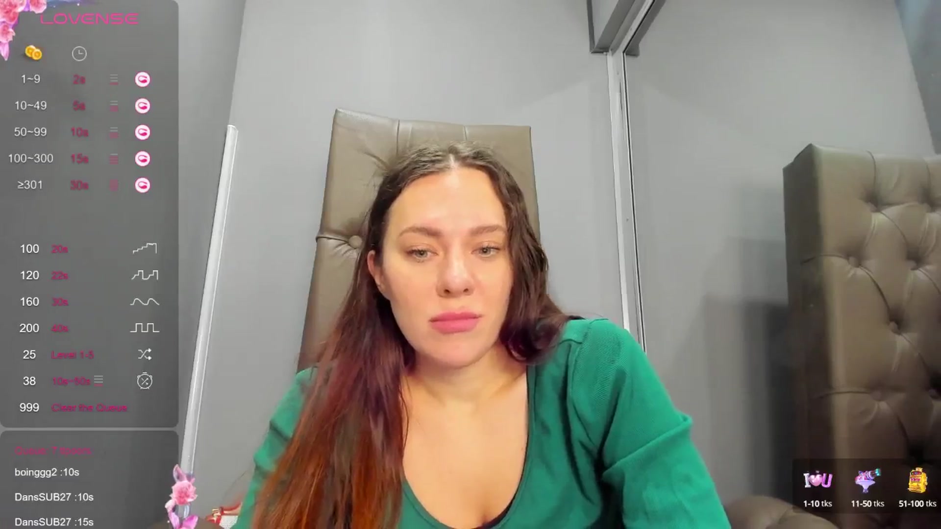 Gallery image thumbnail from Nicole_Kramm's myfreecams stream on, 12/14/2024, 13:24 image 16 of 20