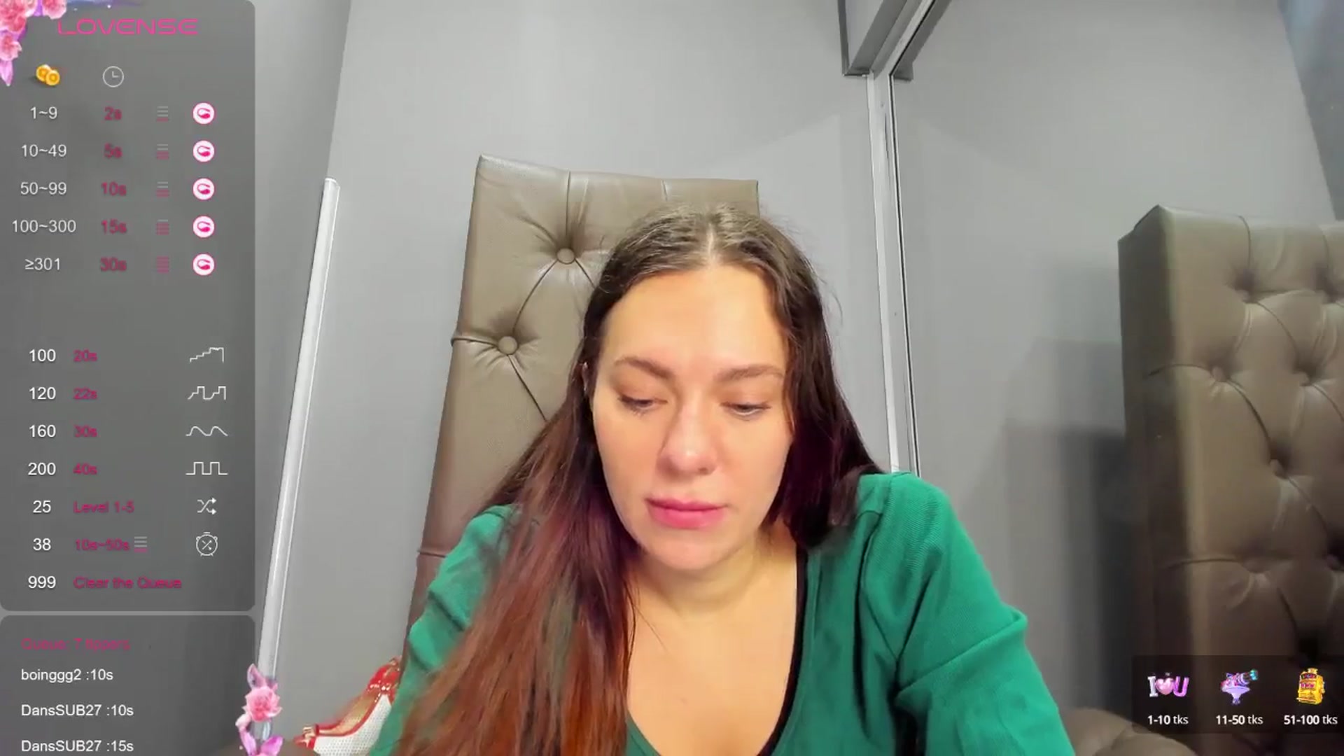 Gallery image thumbnail from Nicole_Kramm's myfreecams stream on, 12/14/2024, 13:24 image 18 of 20