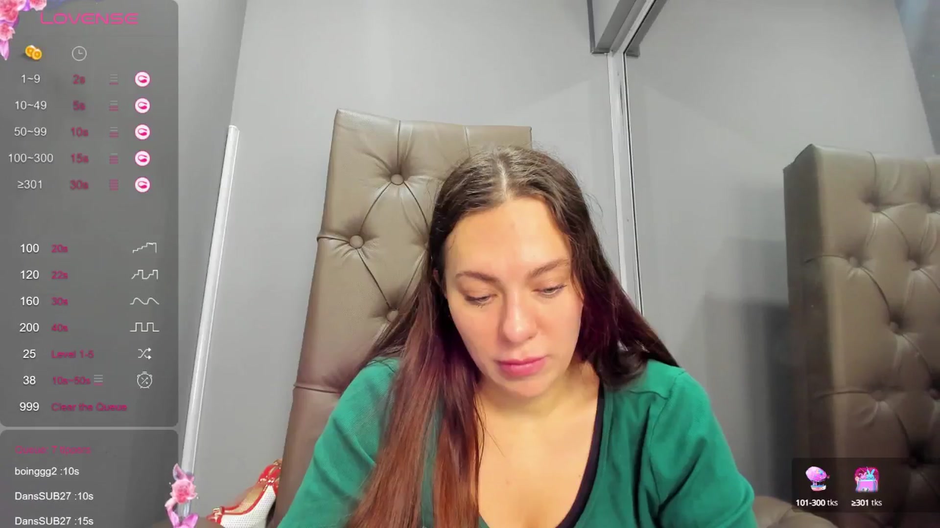 Gallery image thumbnail from Nicole_Kramm's myfreecams stream on, 12/14/2024, 13:24 image 19 of 20