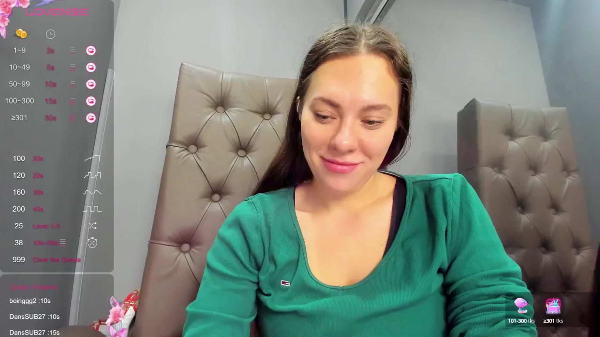 Gallery image thumbnail from Nicole_Kramm's myfreecams stream on, 12/14/2024, 14:09 image 6 of 20