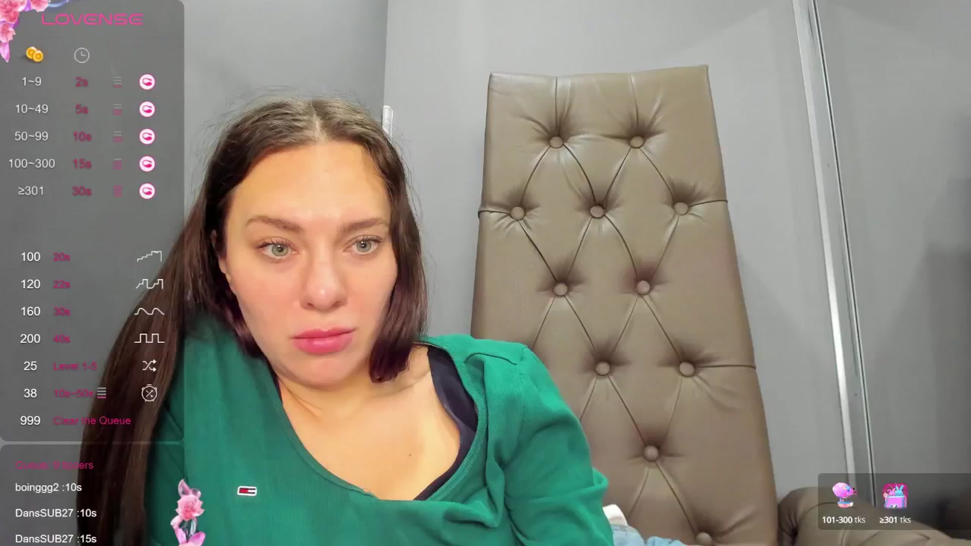 Gallery image thumbnail from Nicole_Kramm's myfreecams stream on, 12/14/2024, 14:09 image 15 of 20