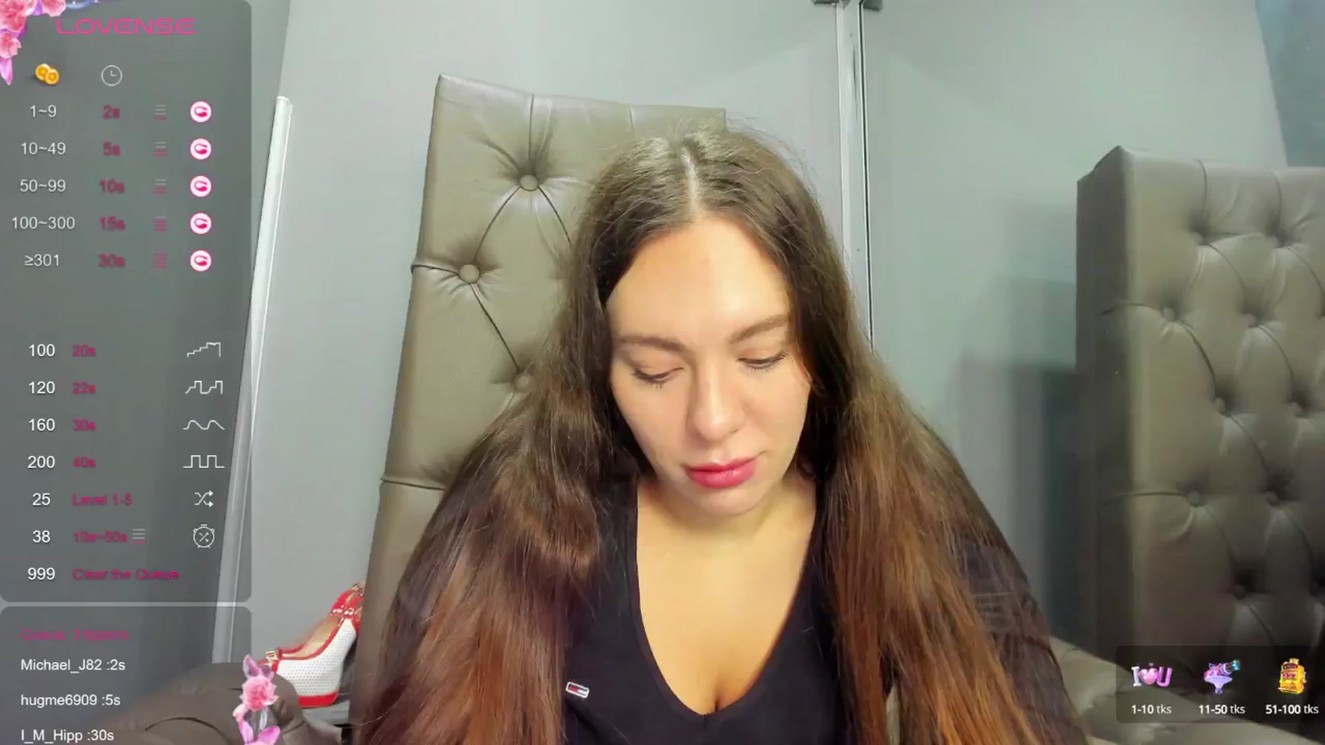 Gallery image thumbnail from Nicole_Kramm's myfreecams stream on, 12/15/2024, 09:54 image 16 of 20