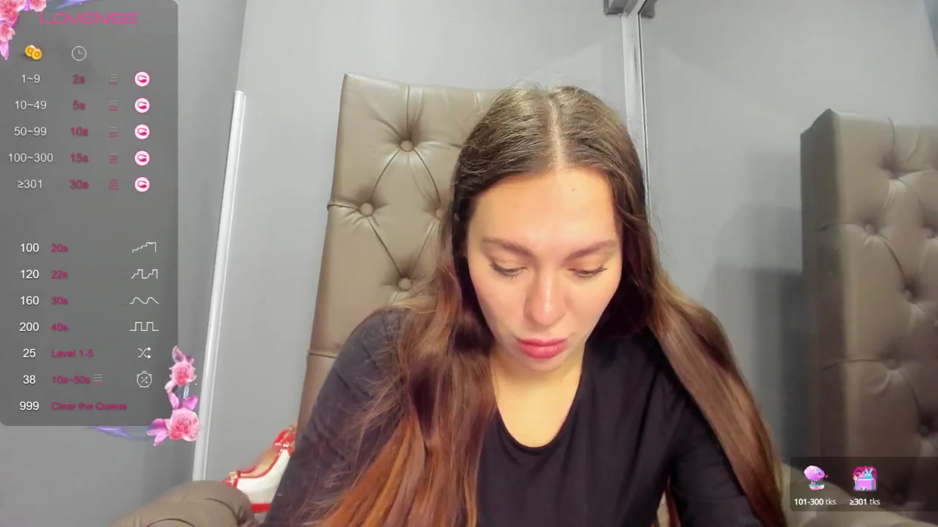Gallery image thumbnail from Nicole_Kramm's myfreecams stream on, 12/20/2024, 12:16 image 16 of 20