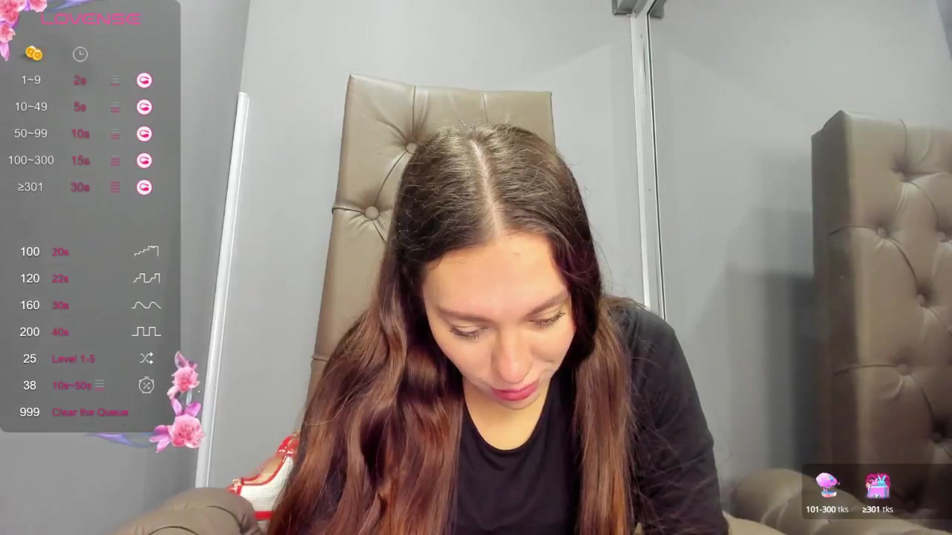 Gallery image thumbnail from Nicole_Kramm's myfreecams stream on, 12/20/2024, 12:16 image 20 of 20