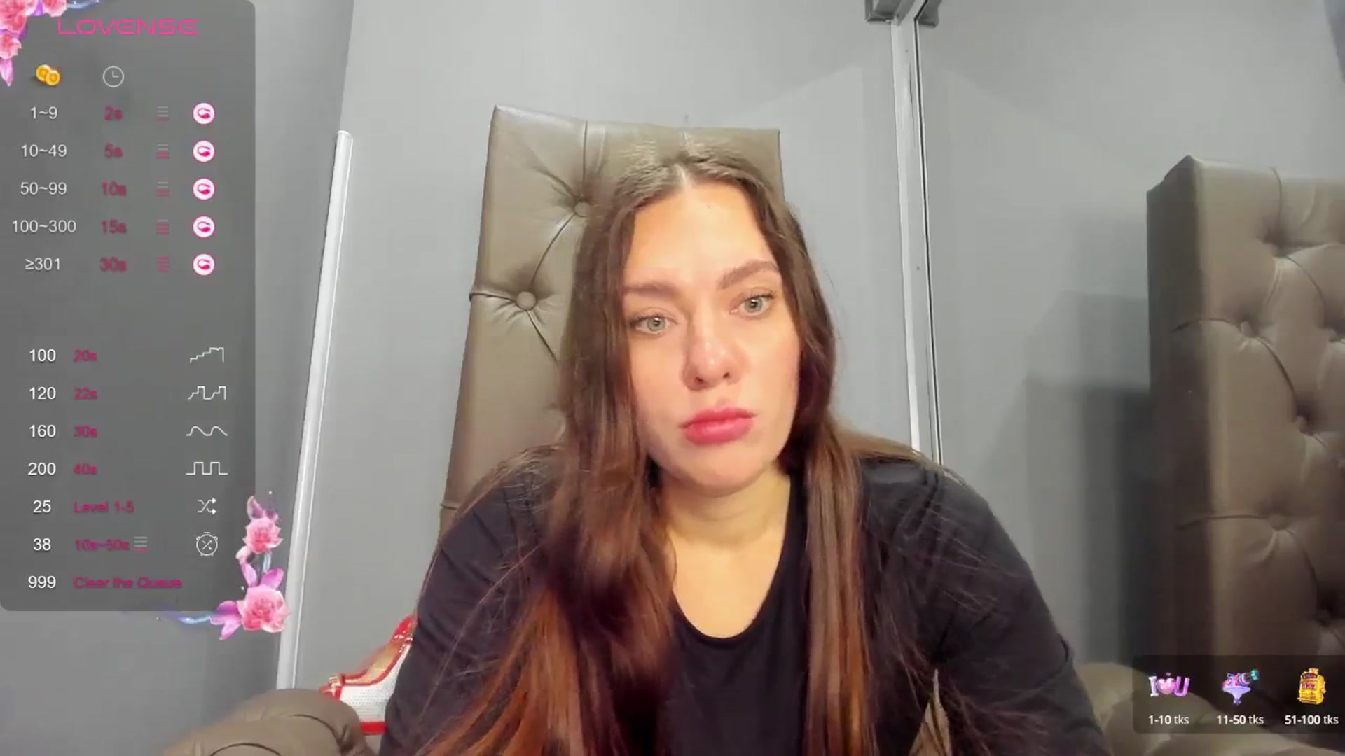 Gallery image thumbnail from Nicole_Kramm's myfreecams stream on, 12/20/2024, 12:16 image 19 of 20