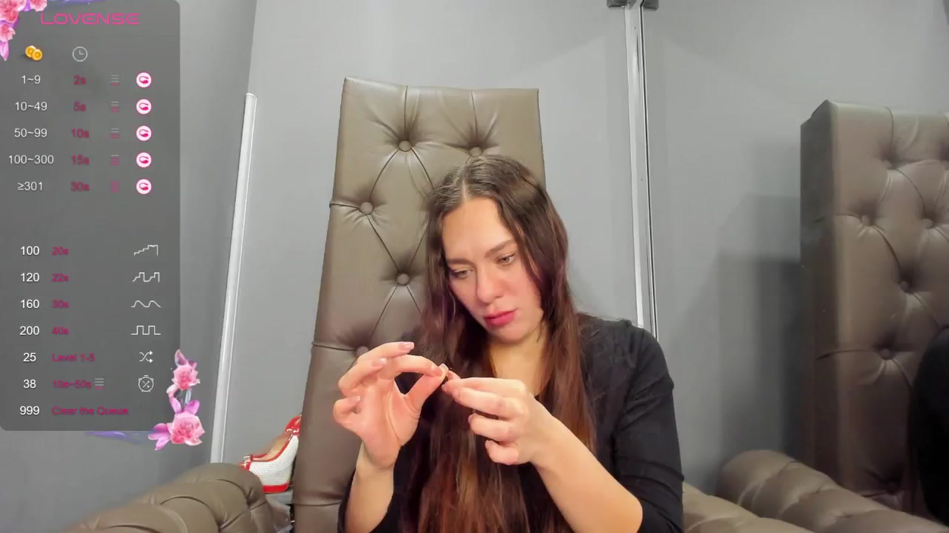 Gallery image thumbnail from Nicole_Kramm's myfreecams stream on, 12/20/2024, 13:58 image 18 of 20