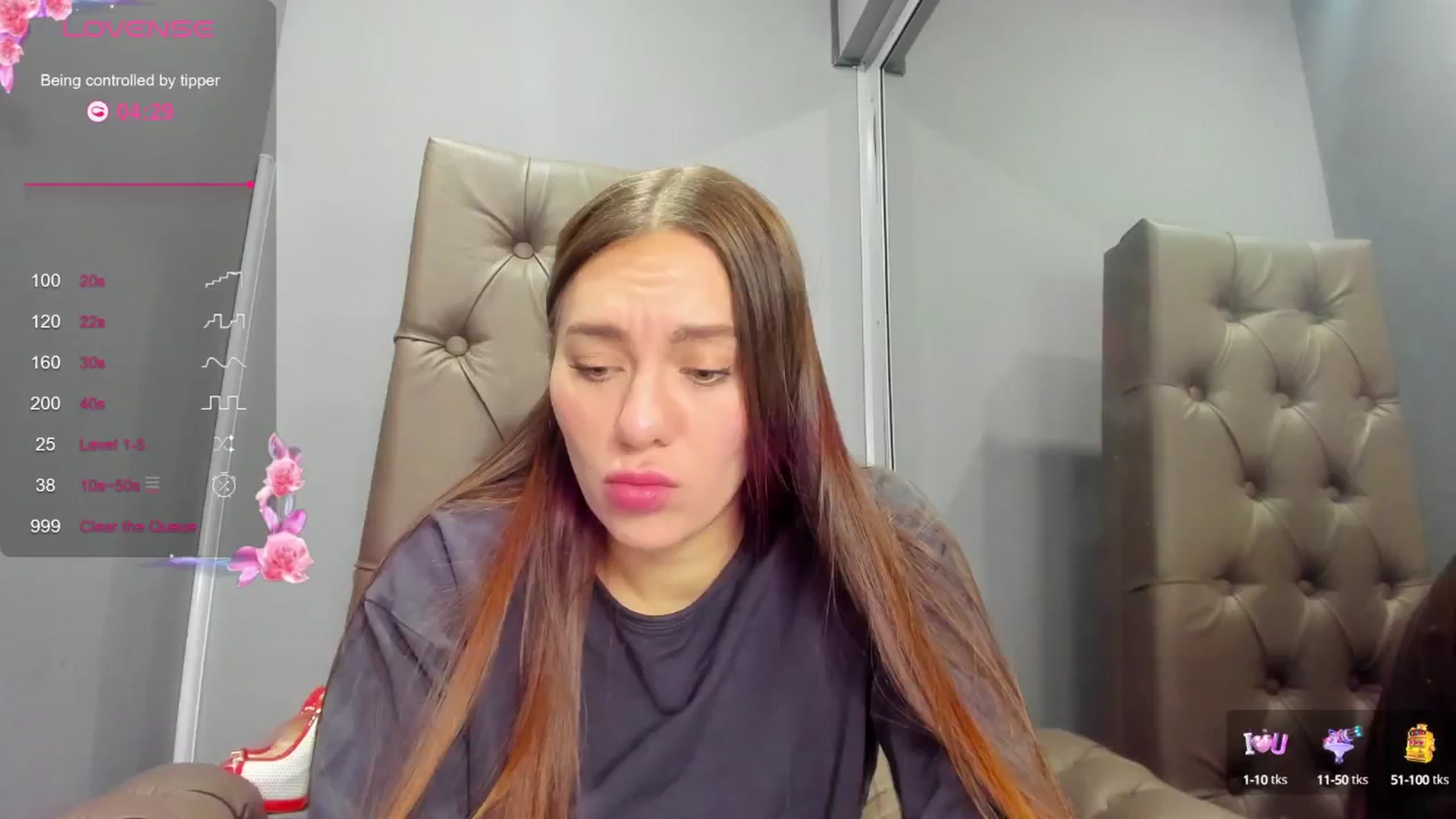 Gallery image thumbnail from Nicole_Kramm's myfreecams stream on, 12/21/2024, 10:35 image 19 of 20