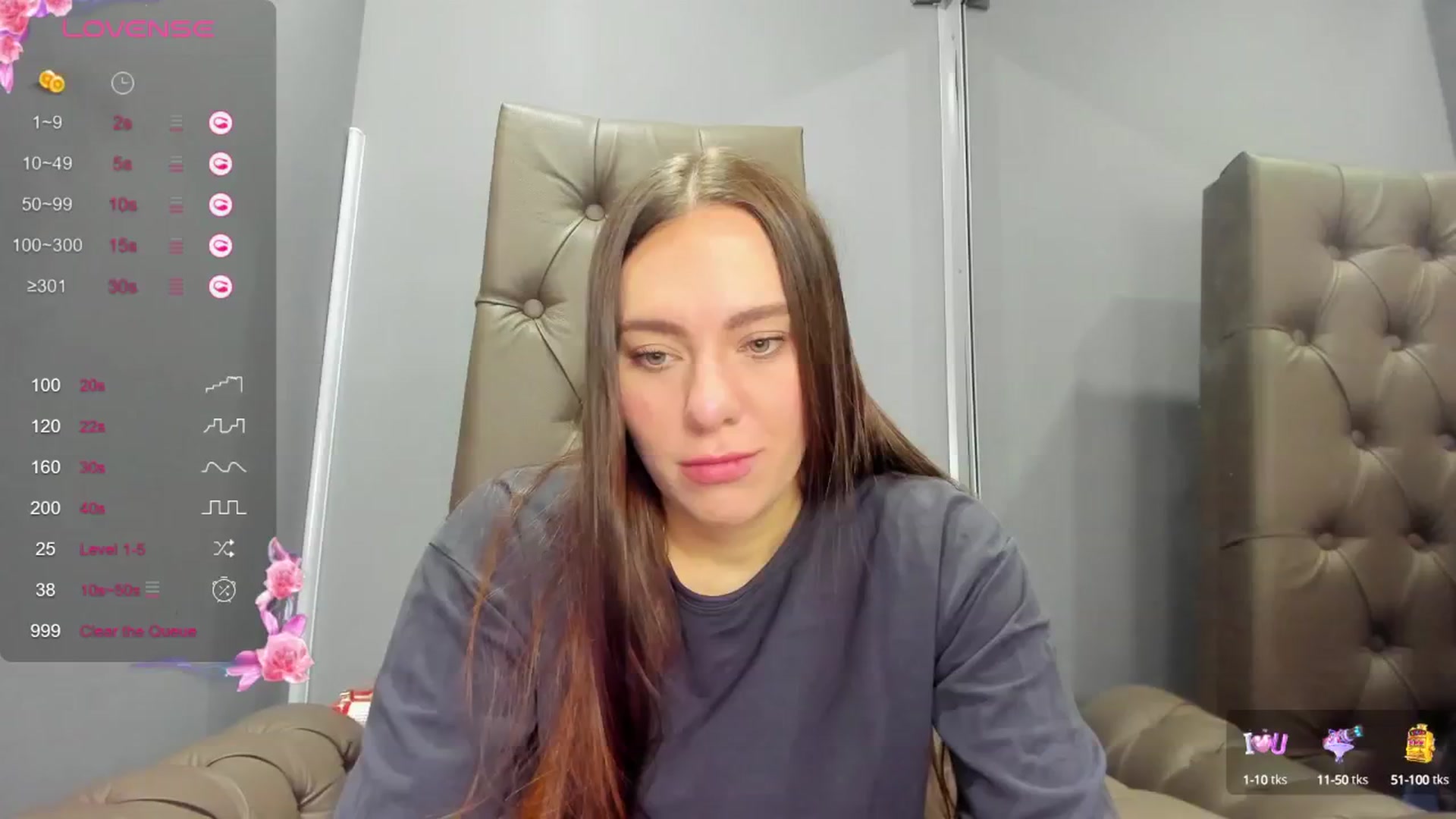 Gallery image thumbnail from Nicole_Kramm's myfreecams stream on, 12/21/2024, 10:35 image 10 of 20