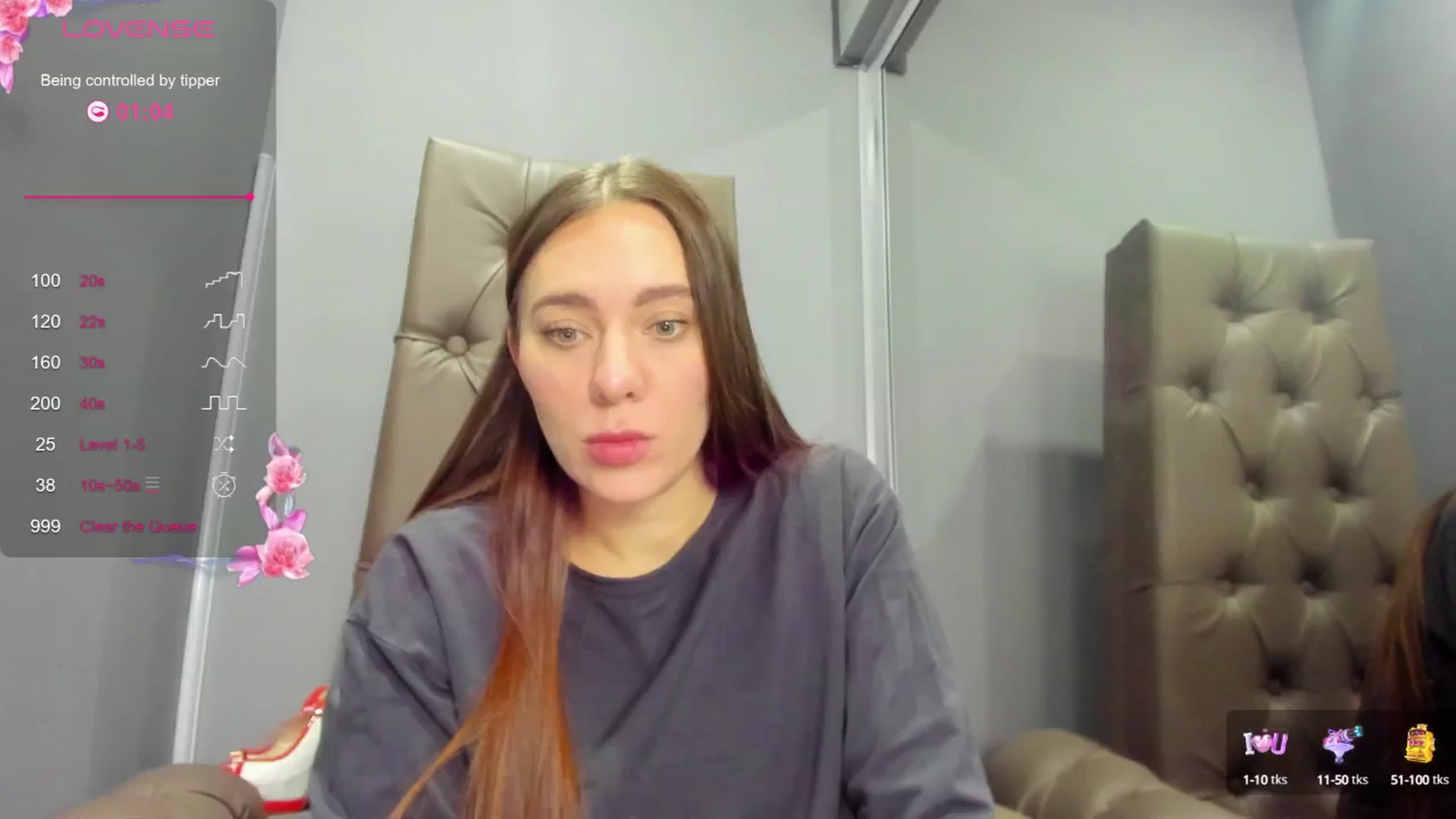 Gallery image thumbnail from Nicole_Kramm's myfreecams stream on, 12/21/2024, 10:35 image 18 of 20