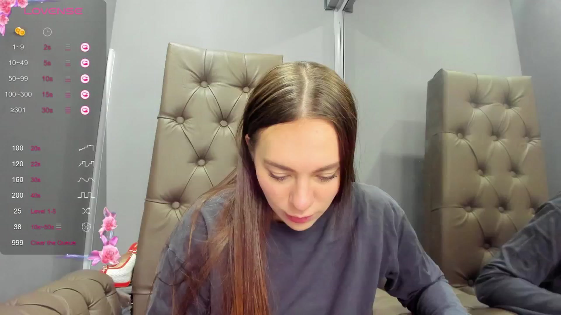 Gallery image thumbnail from Nicole_Kramm's myfreecams stream on, 12/21/2024, 10:35 image 11 of 20