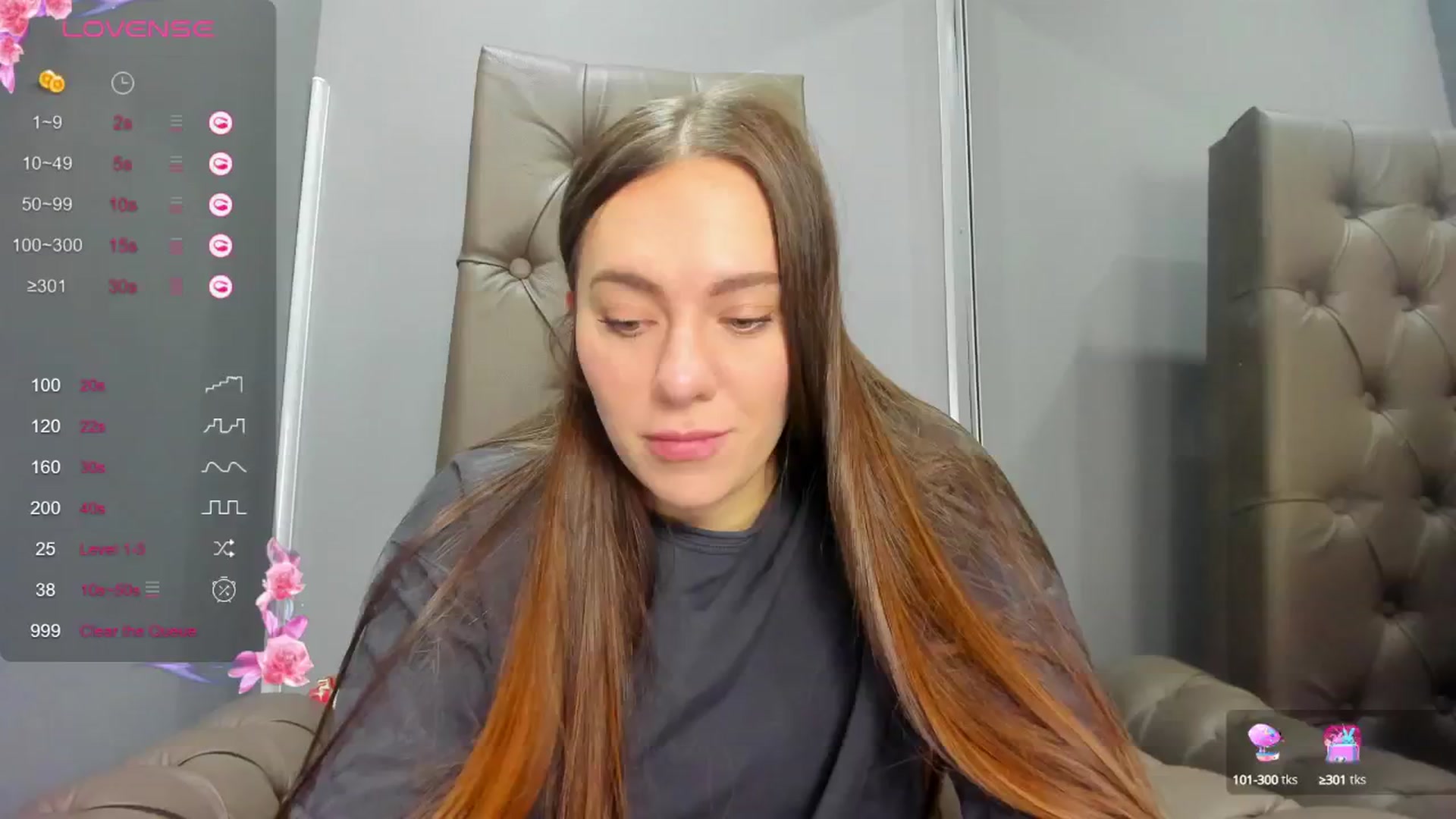 Gallery image thumbnail from Nicole_Kramm's myfreecams stream on, 12/21/2024, 11:38 image 11 of 20