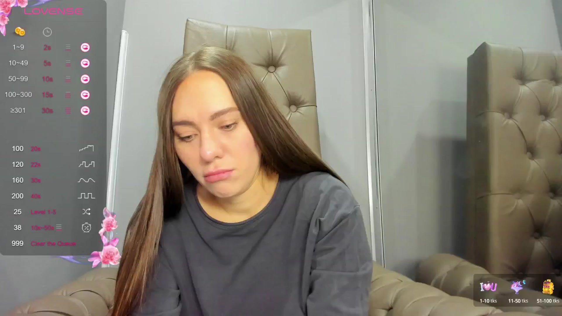 Gallery image thumbnail from Nicole_Kramm's myfreecams stream on, 12/21/2024, 11:38 image 9 of 20