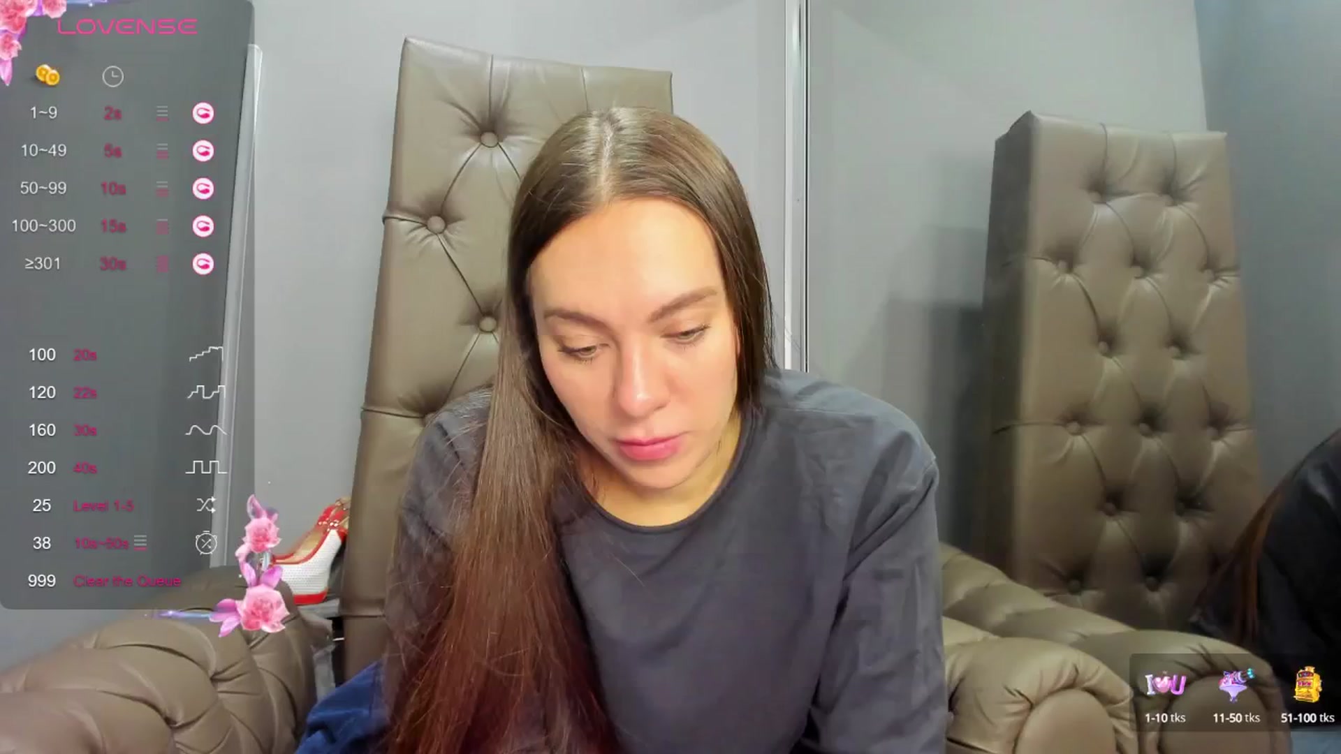 Gallery image thumbnail from Nicole_Kramm's myfreecams stream on, 12/21/2024, 13:51 image 17 of 20