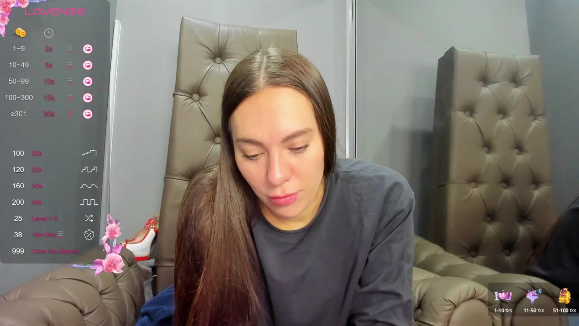 Gallery image thumbnail from Nicole_Kramm's myfreecams stream on, 12/21/2024, 13:51 image 5 of 20