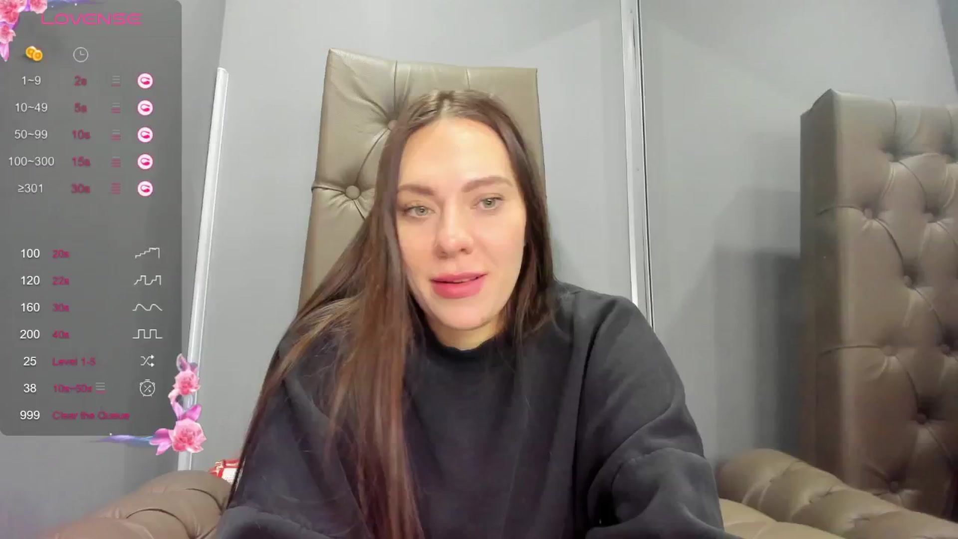 Gallery image thumbnail from Nicole_Kramm's myfreecams stream on, 12/24/2024, 11:39 image 11 of 20