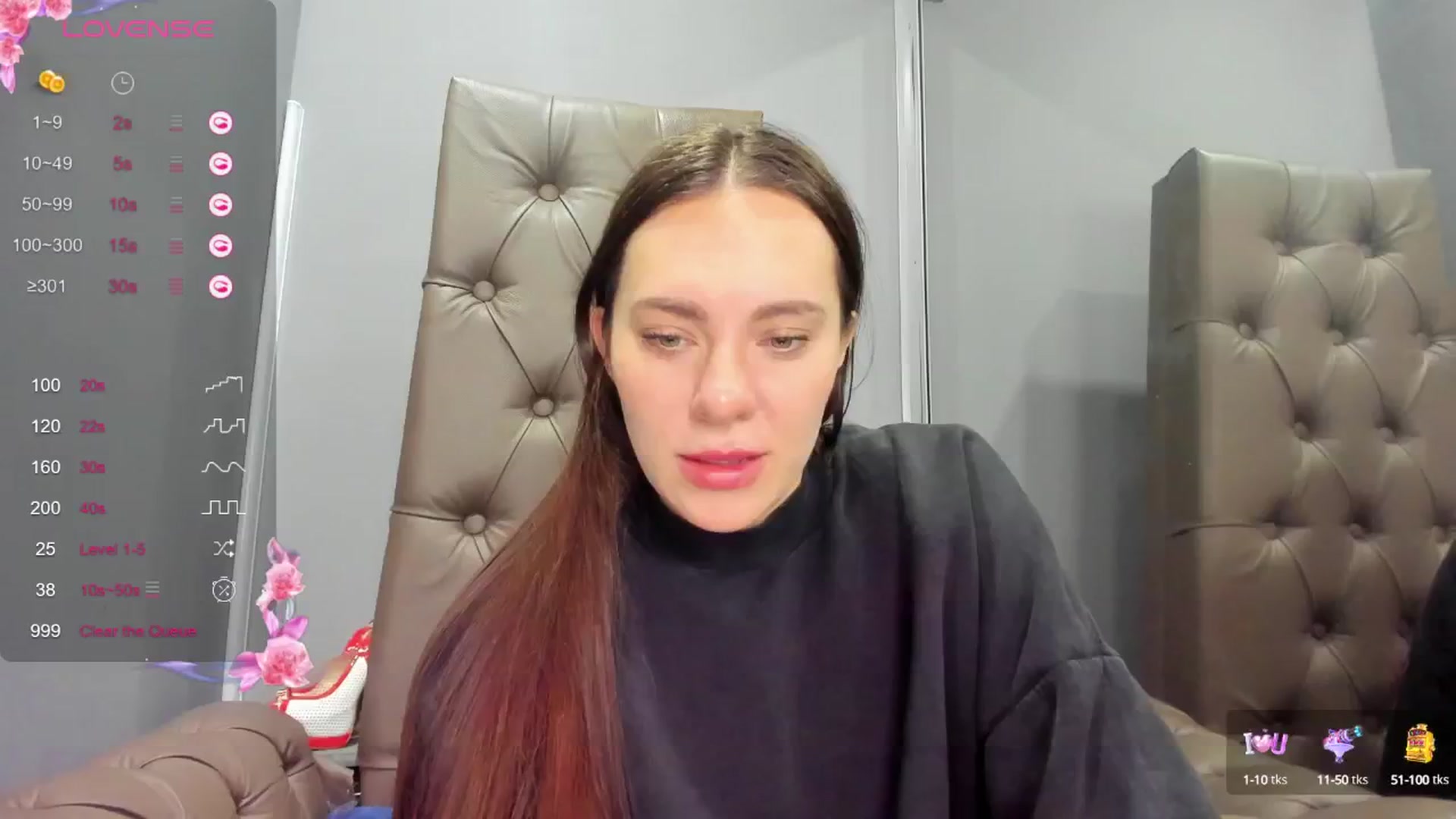 Gallery image thumbnail from Nicole_Kramm's myfreecams stream on, 12/25/2024, 09:20 image 3 of 20