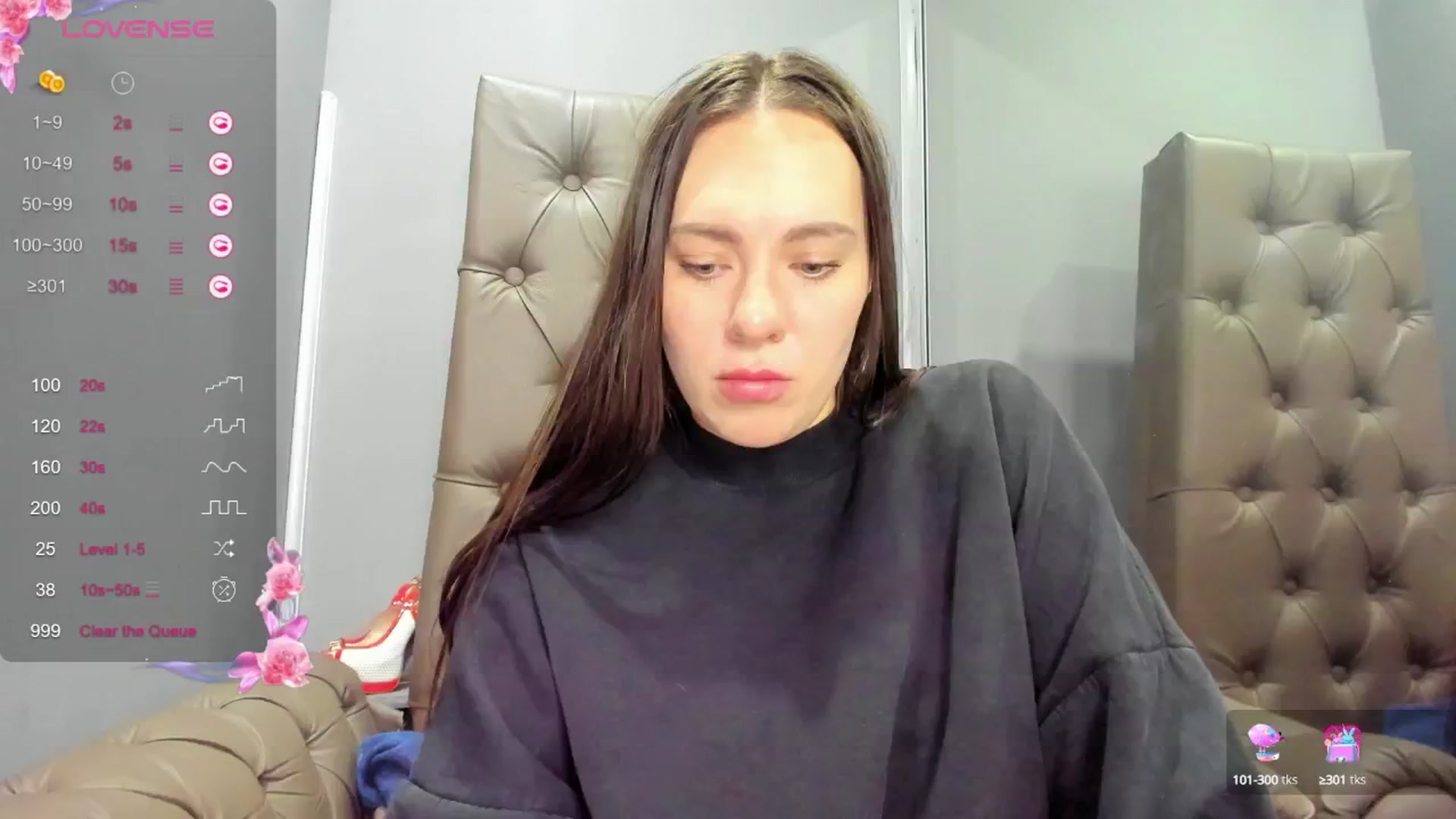 Gallery image thumbnail from Nicole_Kramm's myfreecams stream on, 12/25/2024, 09:20 image 20 of 20