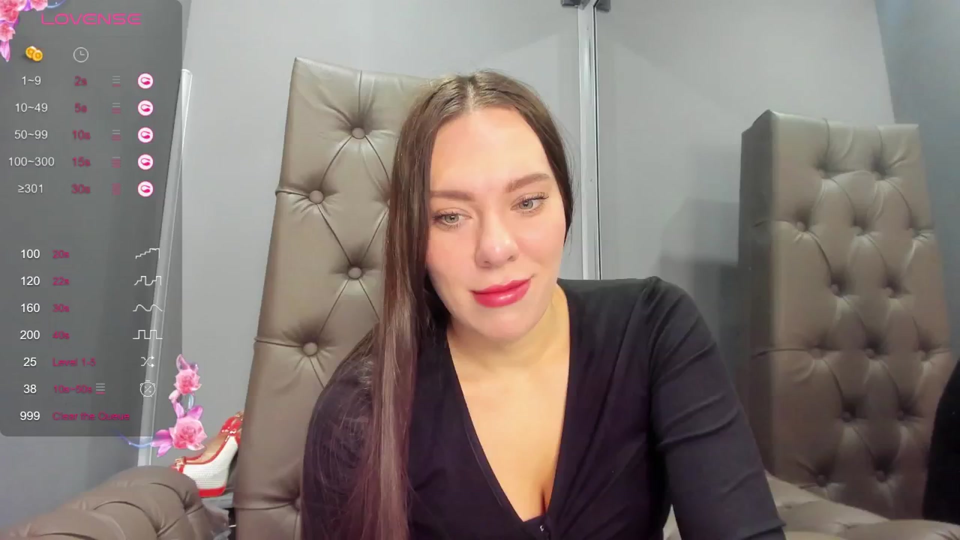 Gallery image thumbnail from Nicole_Kramm's myfreecams stream on, 12/27/2024, 08:16 image 13 of 20