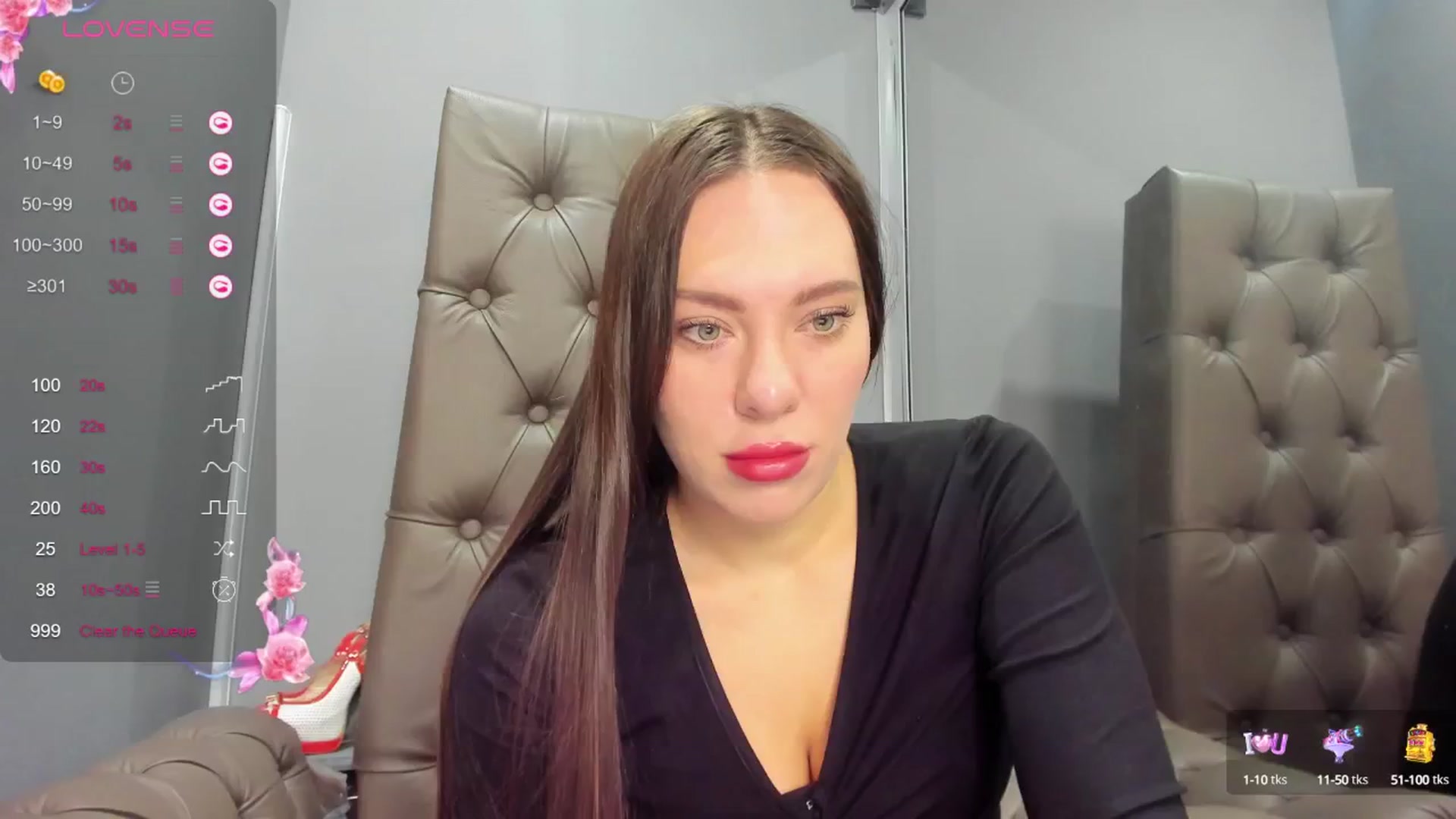 Gallery image thumbnail from Nicole_Kramm's myfreecams stream on, 12/27/2024, 08:16 image 8 of 20
