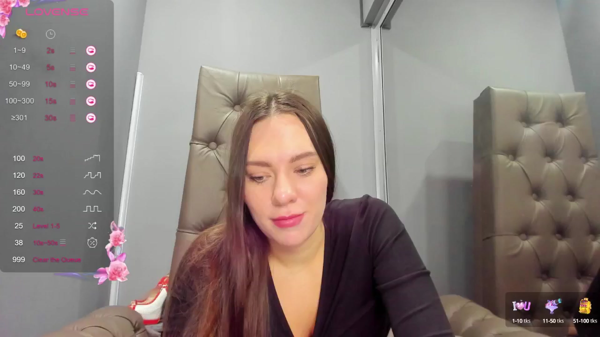 Gallery image thumbnail from Nicole_Kramm's myfreecams stream on, 12/27/2024, 10:54 image 1 of 20