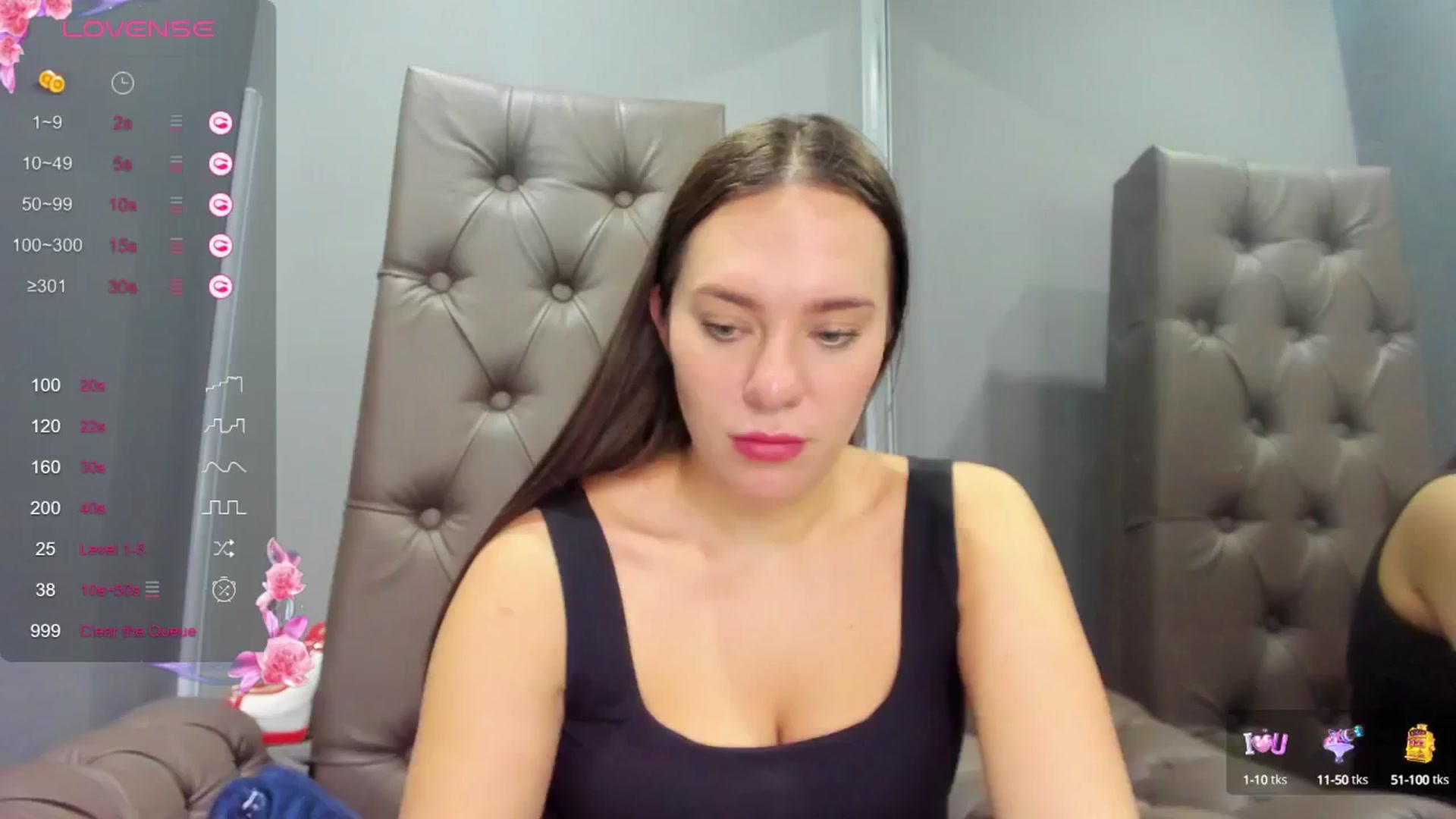 Gallery image thumbnail from Nicole_Kramm's myfreecams stream on, 12/30/2024, 10:31 image 13 of 20