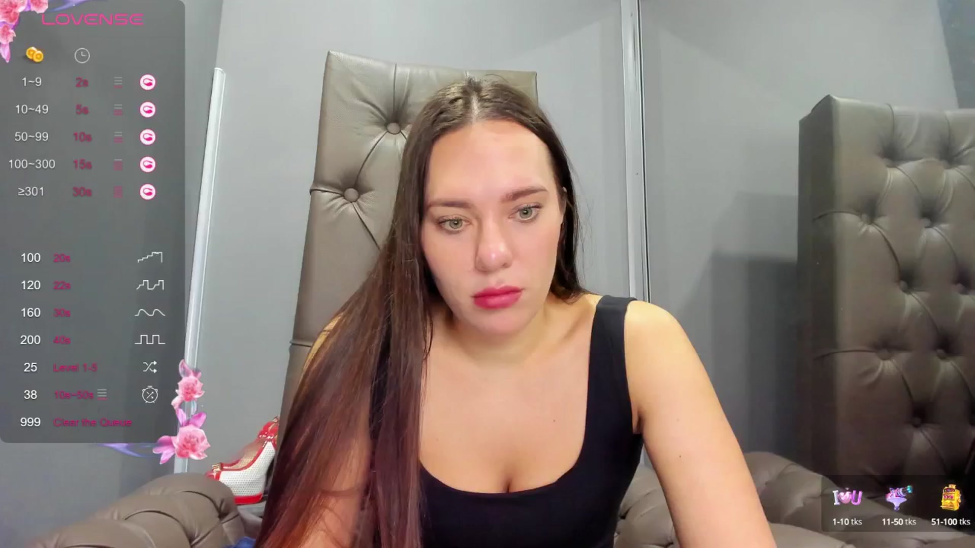 Gallery image thumbnail from Nicole_Kramm's myfreecams stream on, 12/30/2024, 10:31 image 8 of 20