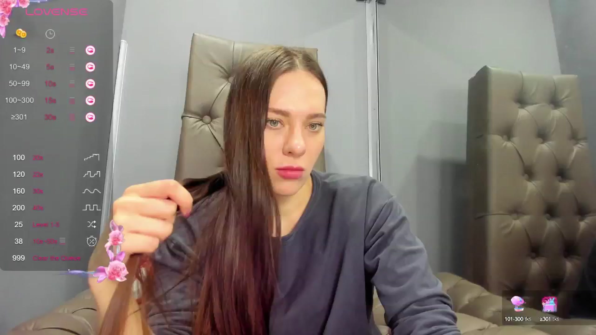 Gallery image thumbnail from Nicole_Kramm's myfreecams stream on, 01/12/2025, 09:36 image 13 of 20