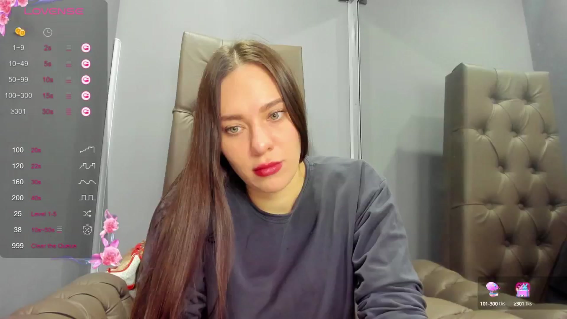 Gallery image thumbnail from Nicole_Kramm's myfreecams stream on, 01/12/2025, 09:36 image 16 of 20