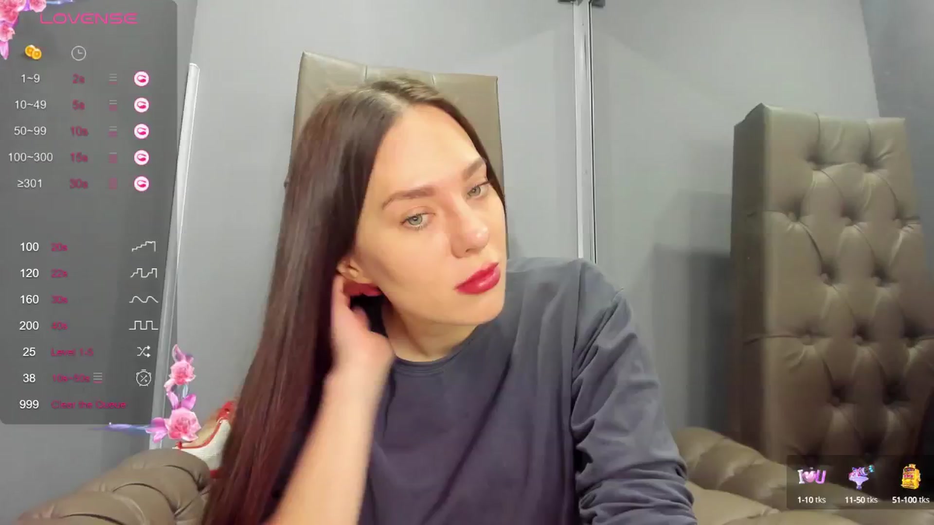 Gallery image thumbnail from Nicole_Kramm's myfreecams stream on, 01/12/2025, 09:36 image 15 of 20