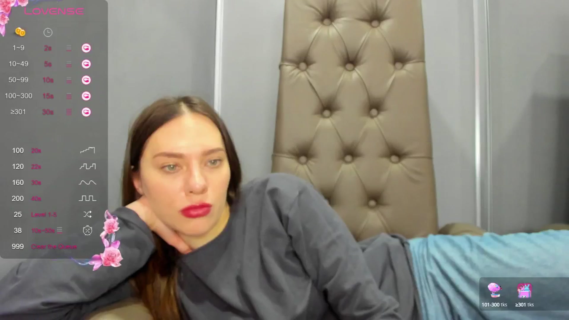 Gallery image thumbnail from Nicole_Kramm's myfreecams stream on, 01/12/2025, 09:52 image 9 of 20