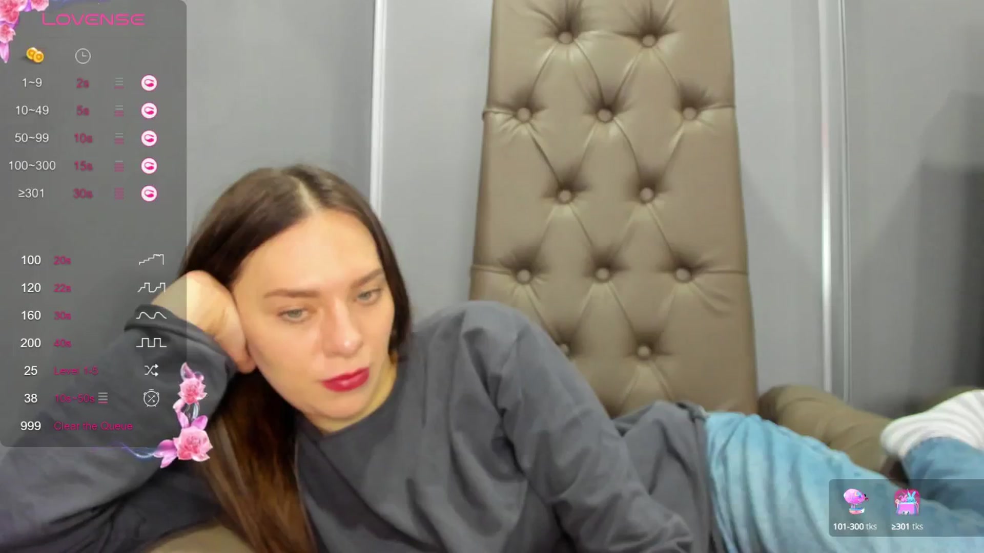 Gallery image thumbnail from Nicole_Kramm's myfreecams stream on, 01/12/2025, 09:52 image 14 of 20