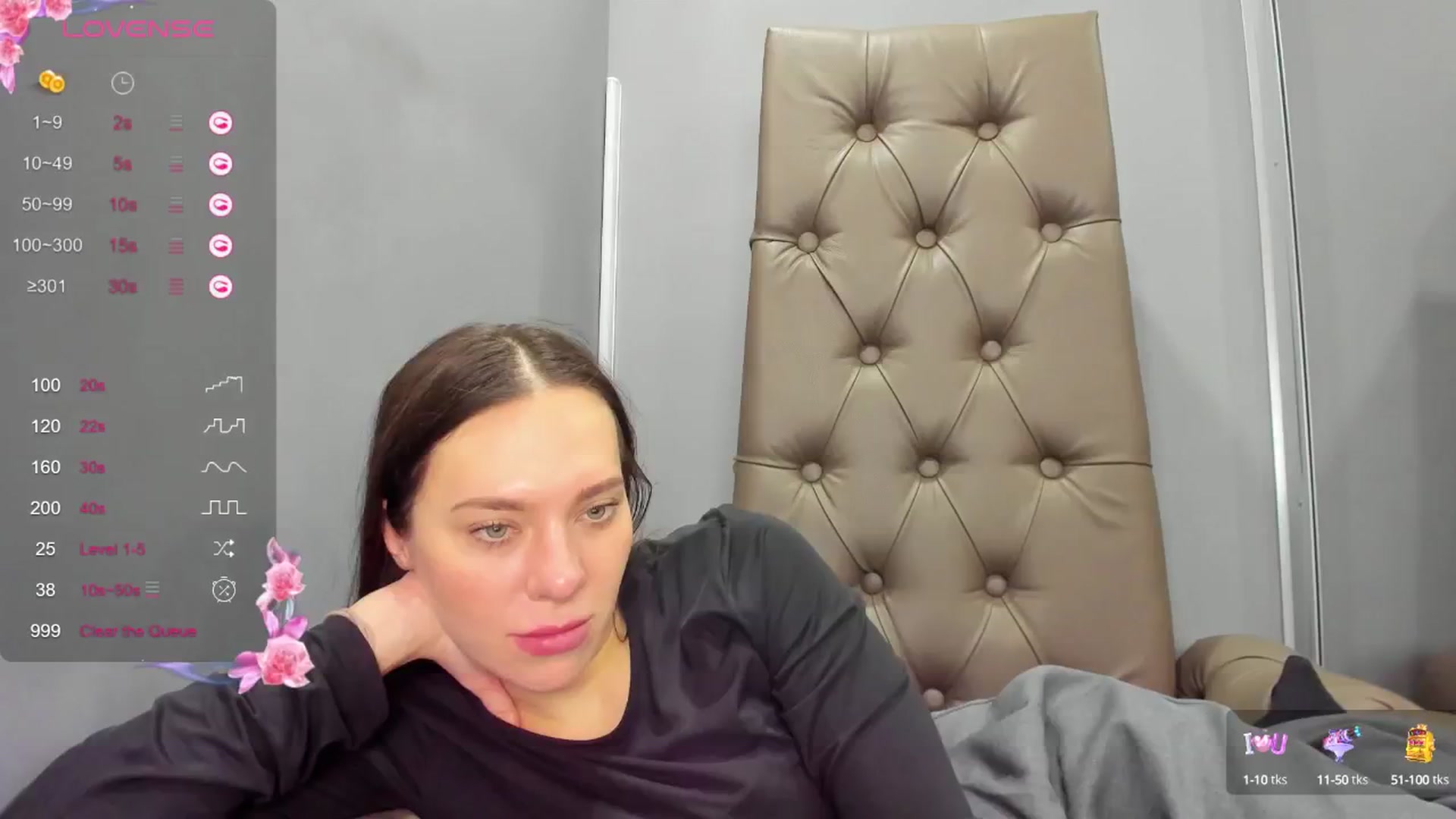 Gallery image thumbnail from Nicole_Kramm's myfreecams stream on, 01/13/2025, 11:33 image 7 of 20