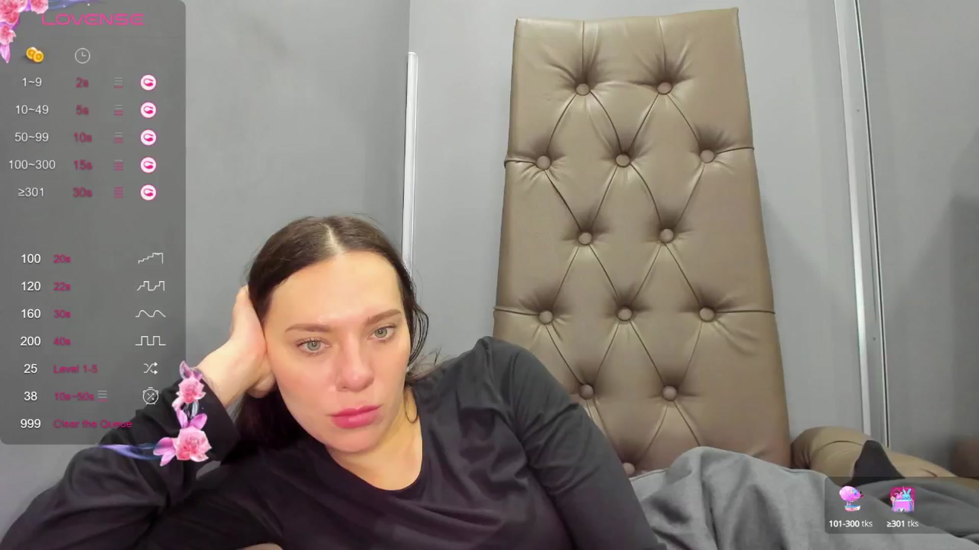 Gallery image thumbnail from Nicole_Kramm's myfreecams stream on, 01/13/2025, 11:33 image 5 of 20