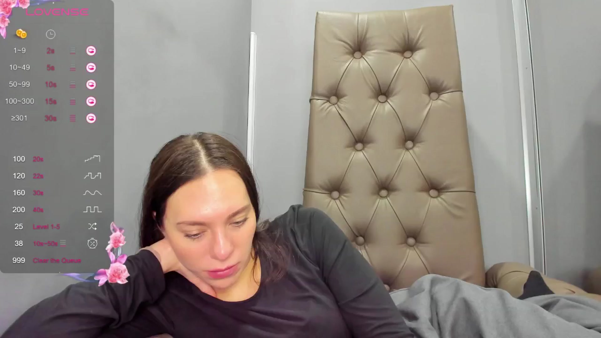 Gallery image thumbnail from Nicole_Kramm's myfreecams stream on, 01/13/2025, 11:33 image 3 of 20