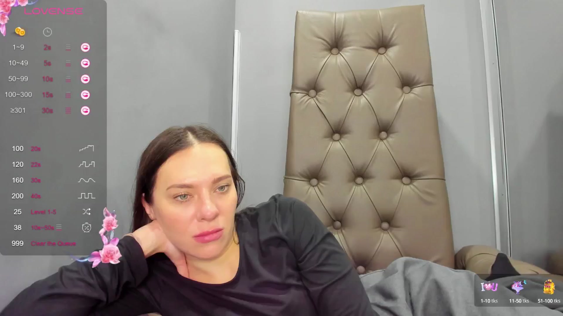 Gallery image thumbnail from Nicole_Kramm's myfreecams stream on, 01/13/2025, 11:33 image 8 of 20