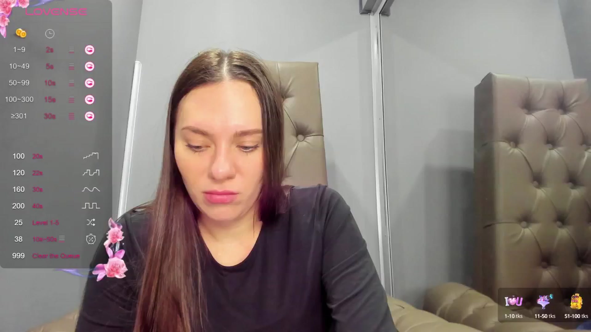 Gallery image thumbnail from Nicole_Kramm's myfreecams stream on, 01/13/2025, 13:37 image 3 of 20