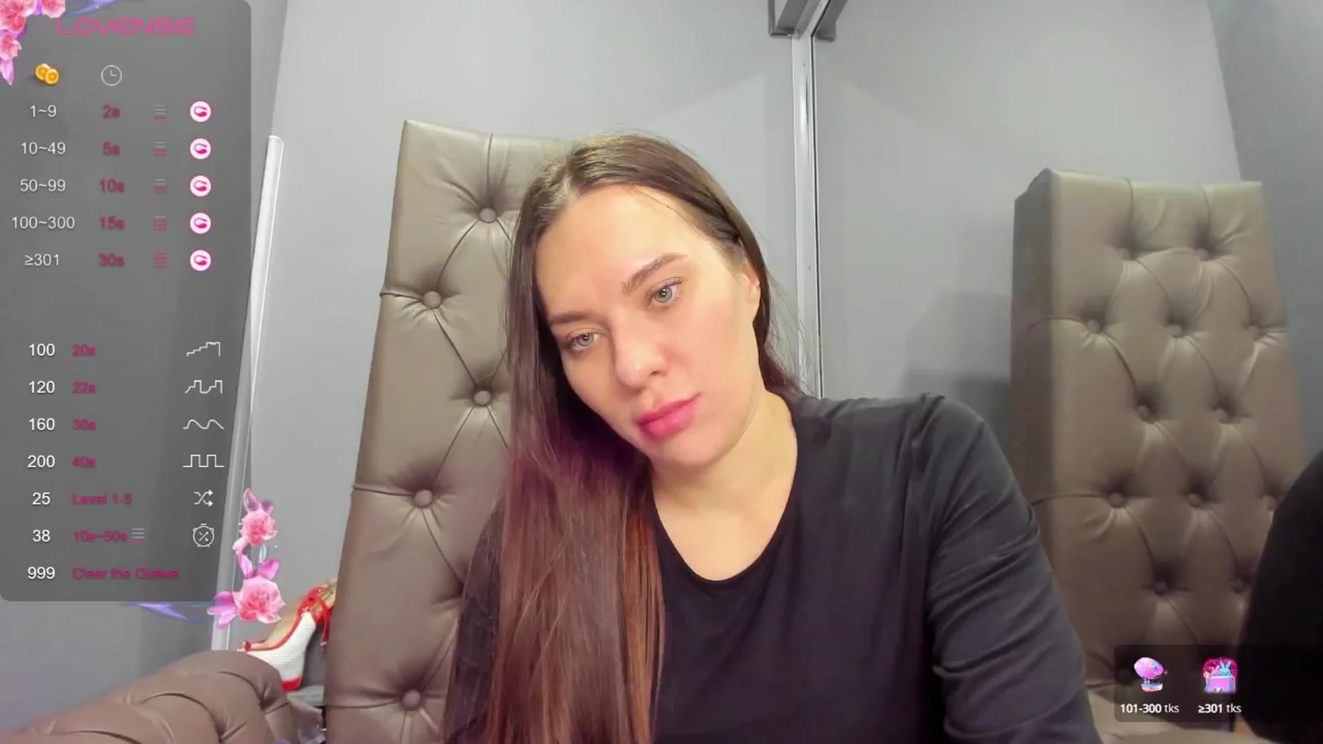 Gallery image thumbnail from Nicole_Kramm's myfreecams stream on, 01/13/2025, 13:37 image 17 of 20