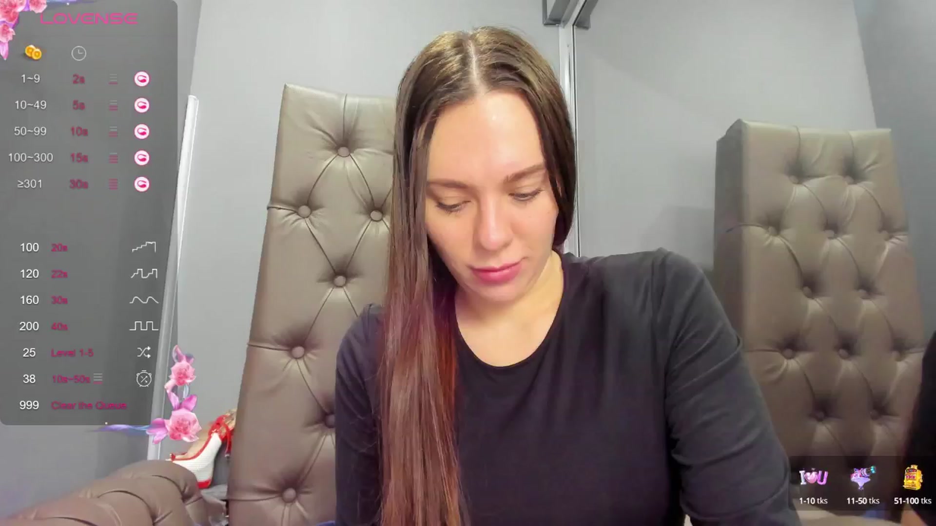 Gallery image thumbnail from Nicole_Kramm's myfreecams stream on, 01/13/2025, 13:37 image 14 of 20