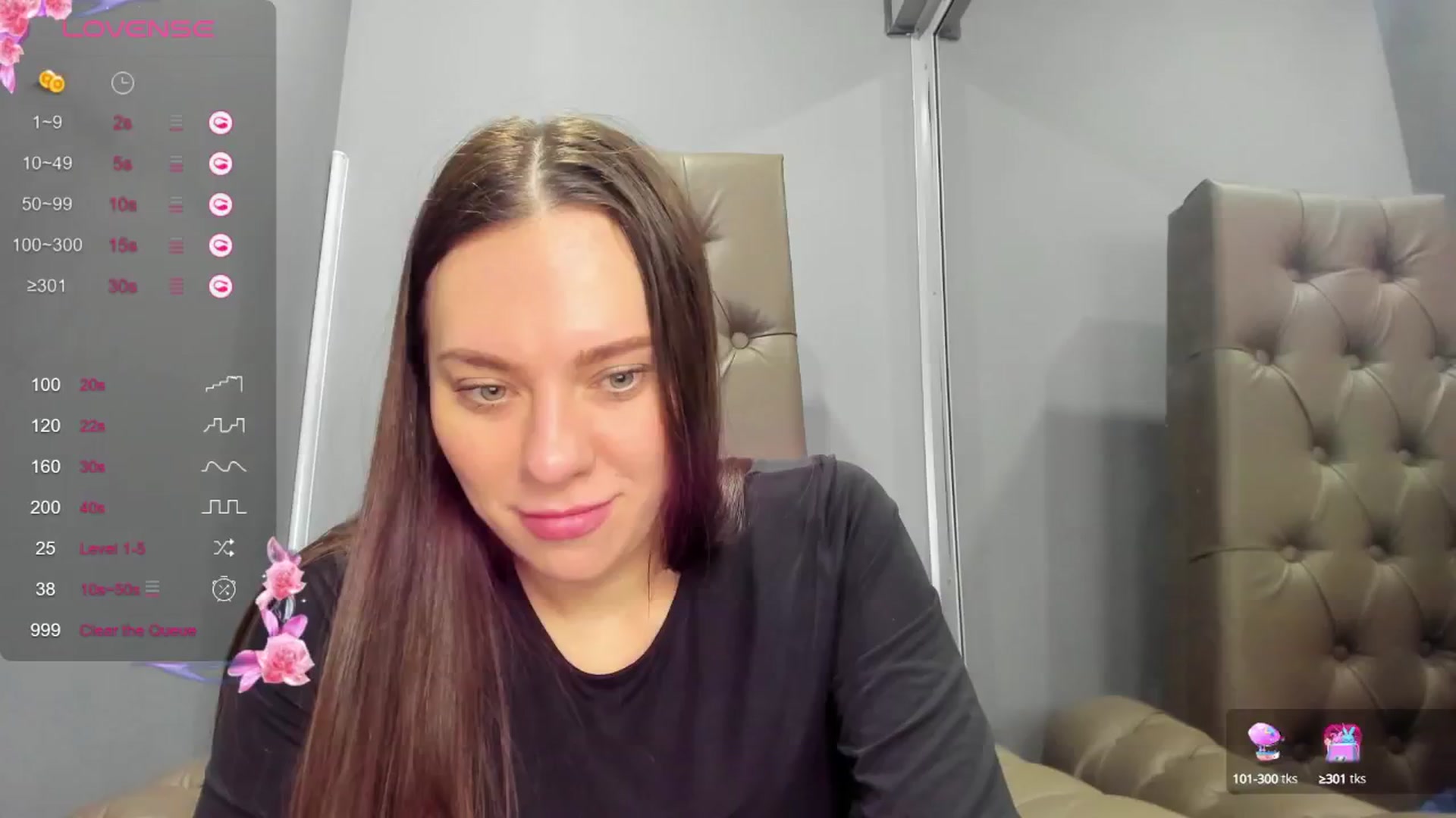Gallery image thumbnail from Nicole_Kramm's myfreecams stream on, 01/13/2025, 13:37 image 7 of 20