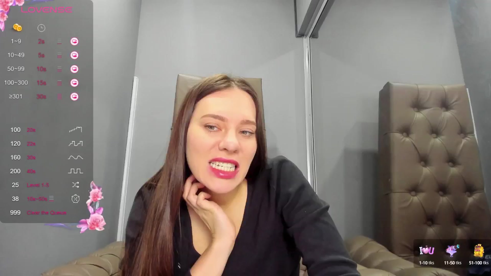 Gallery image thumbnail from Nicole_Kramm's myfreecams stream on, 01/15/2025, 10:27 image 1 of 20