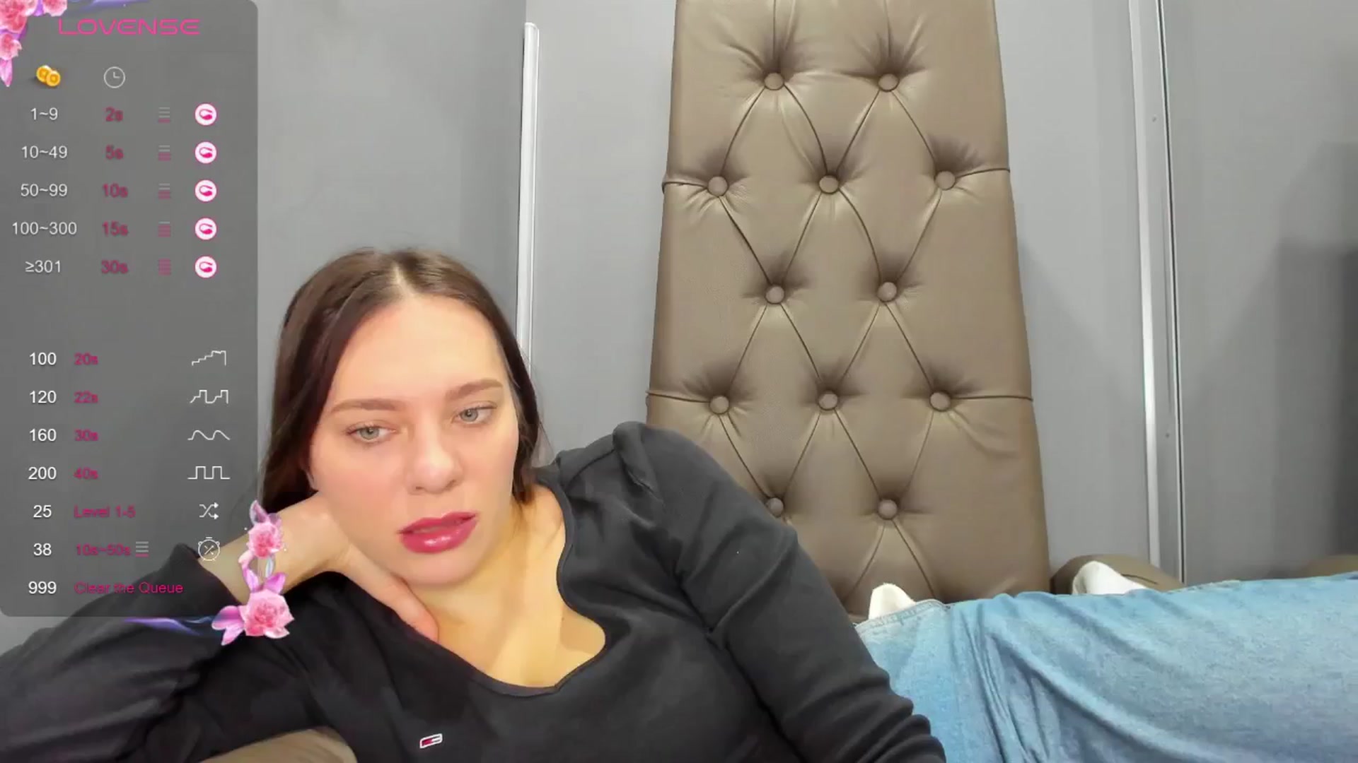 Gallery image thumbnail from Nicole_Kramm's myfreecams stream on, 01/15/2025, 10:27 image 2 of 20