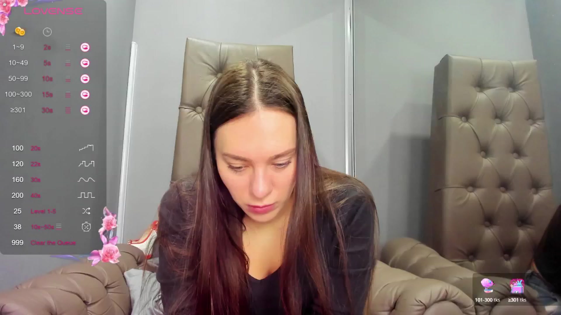 Gallery image thumbnail from Nicole_Kramm's myfreecams stream on, 01/15/2025, 10:27 image 14 of 20