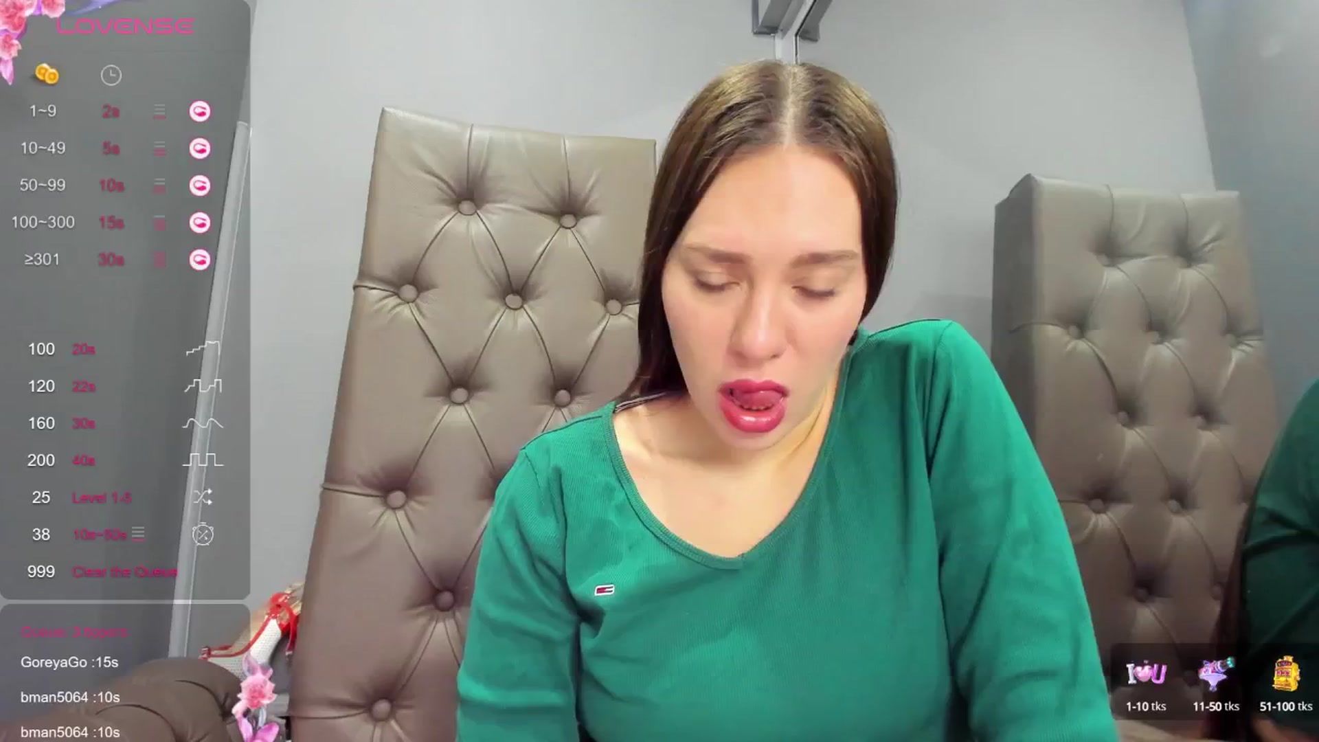 Gallery image thumbnail from Nicole_Kramm's myfreecams stream on, 01/18/2025, 08:43 image 9 of 20