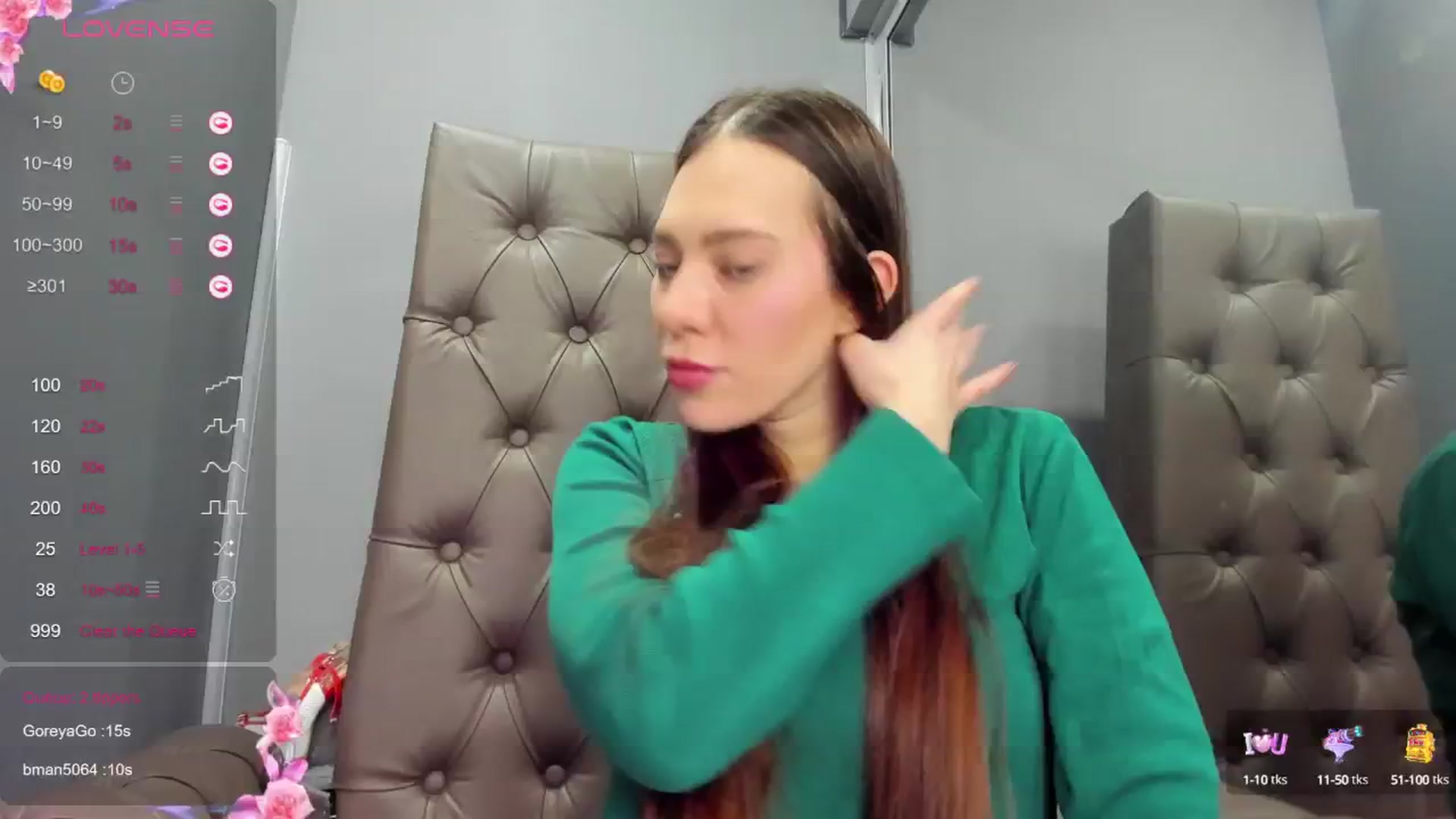 Gallery image thumbnail from Nicole_Kramm's myfreecams stream on, 01/18/2025, 08:43 image 3 of 20