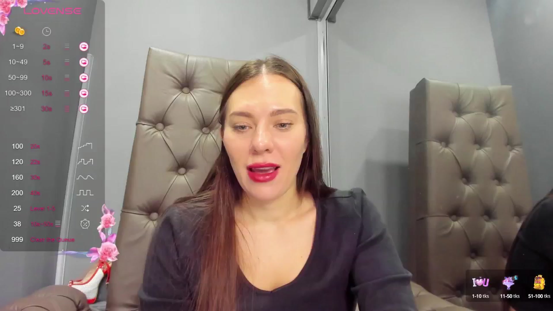 Gallery image thumbnail from Nicole_Kramm's myfreecams stream on, 01/19/2025, 14:30 image 13 of 20