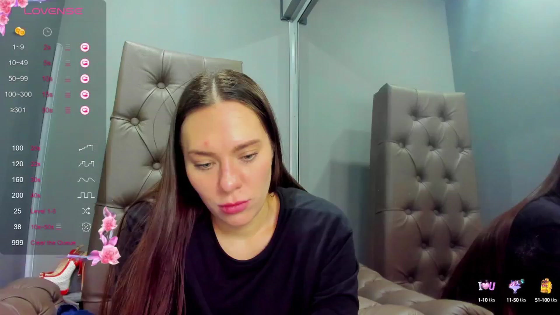 Gallery image thumbnail from Nicole_Kramm's myfreecams stream on, 01/20/2025, 11:59 image 15 of 20