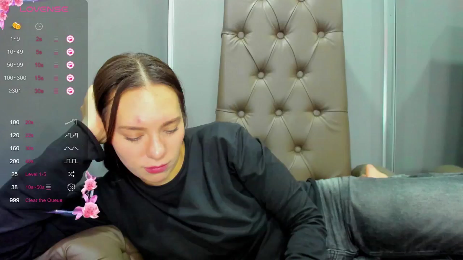 Gallery image thumbnail from Nicole_Kramm's myfreecams stream on, 01/20/2025, 11:59 image 3 of 20